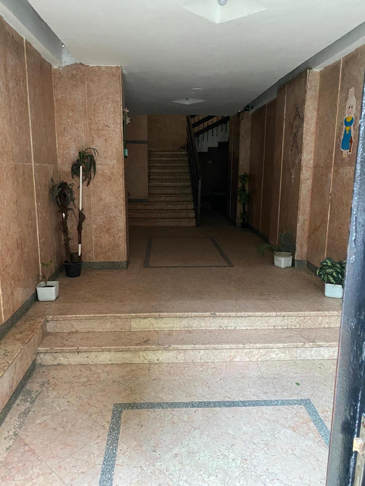 Near Lebanon Square Apartment Кайро Екстериор снимка